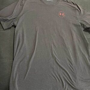 Under Armour Men's Gray USA Flag Short Sleeve Tee  XL